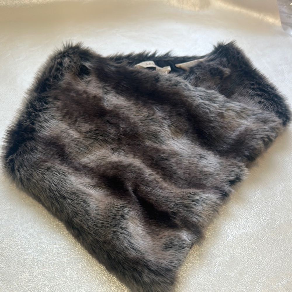 Soft Surroundings Gray and Black Faux Fur Scarf